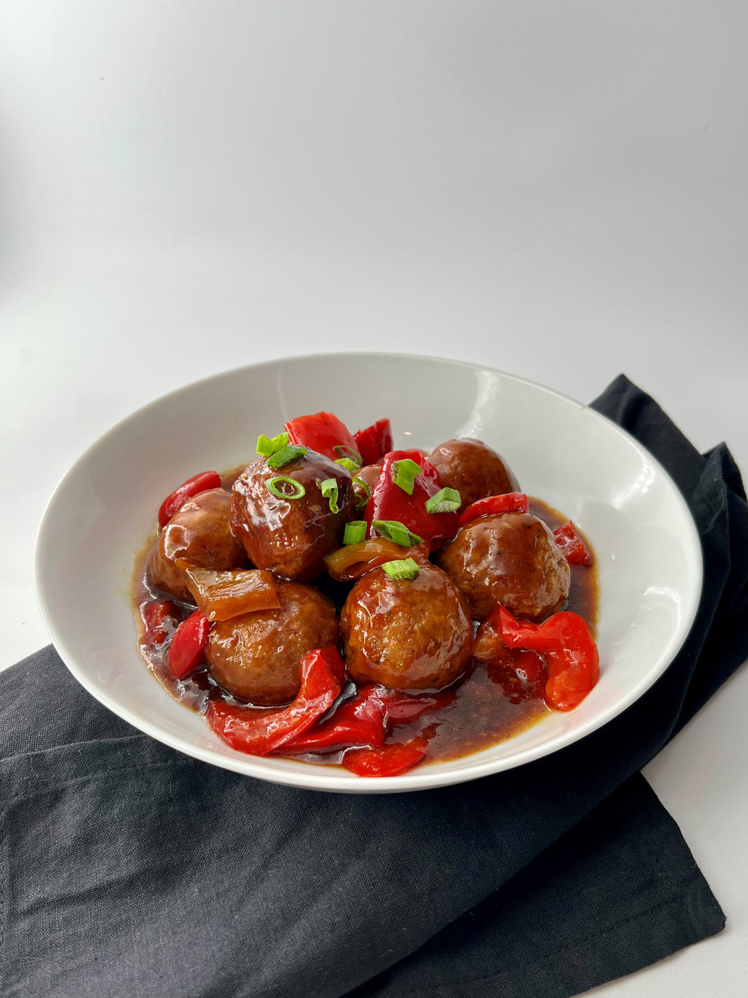 Prêt-à-manger - Boulettes de porc et légumes teriyaki (pour 2)